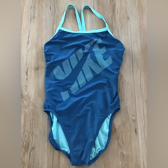 Nike Swim Tilt Logo Racerback 10/36 - Picture 2 of 8